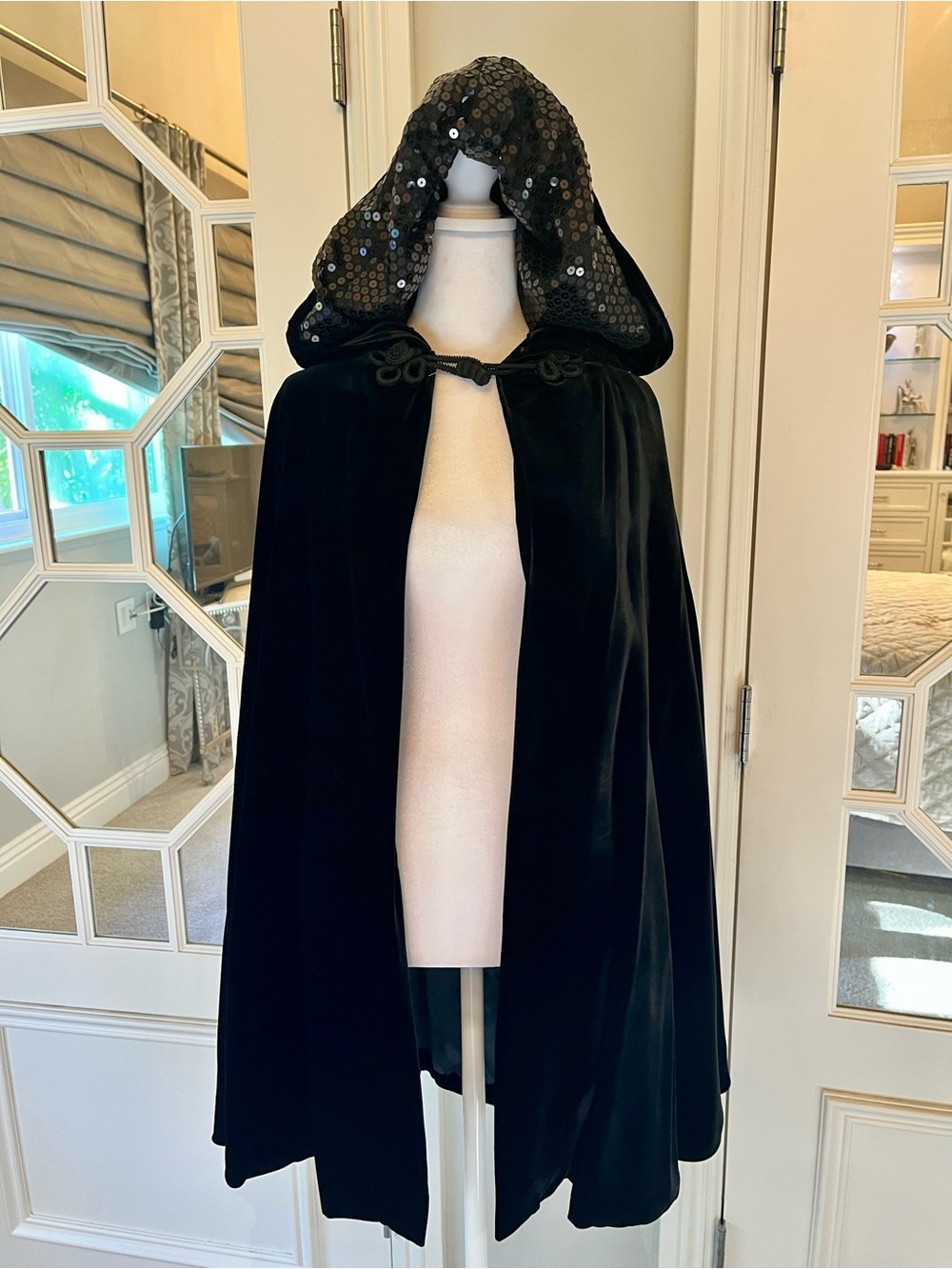 Vintage 1991 Italian Velvet Hooded Cape 32" Black Sequin Hood Satin Lined